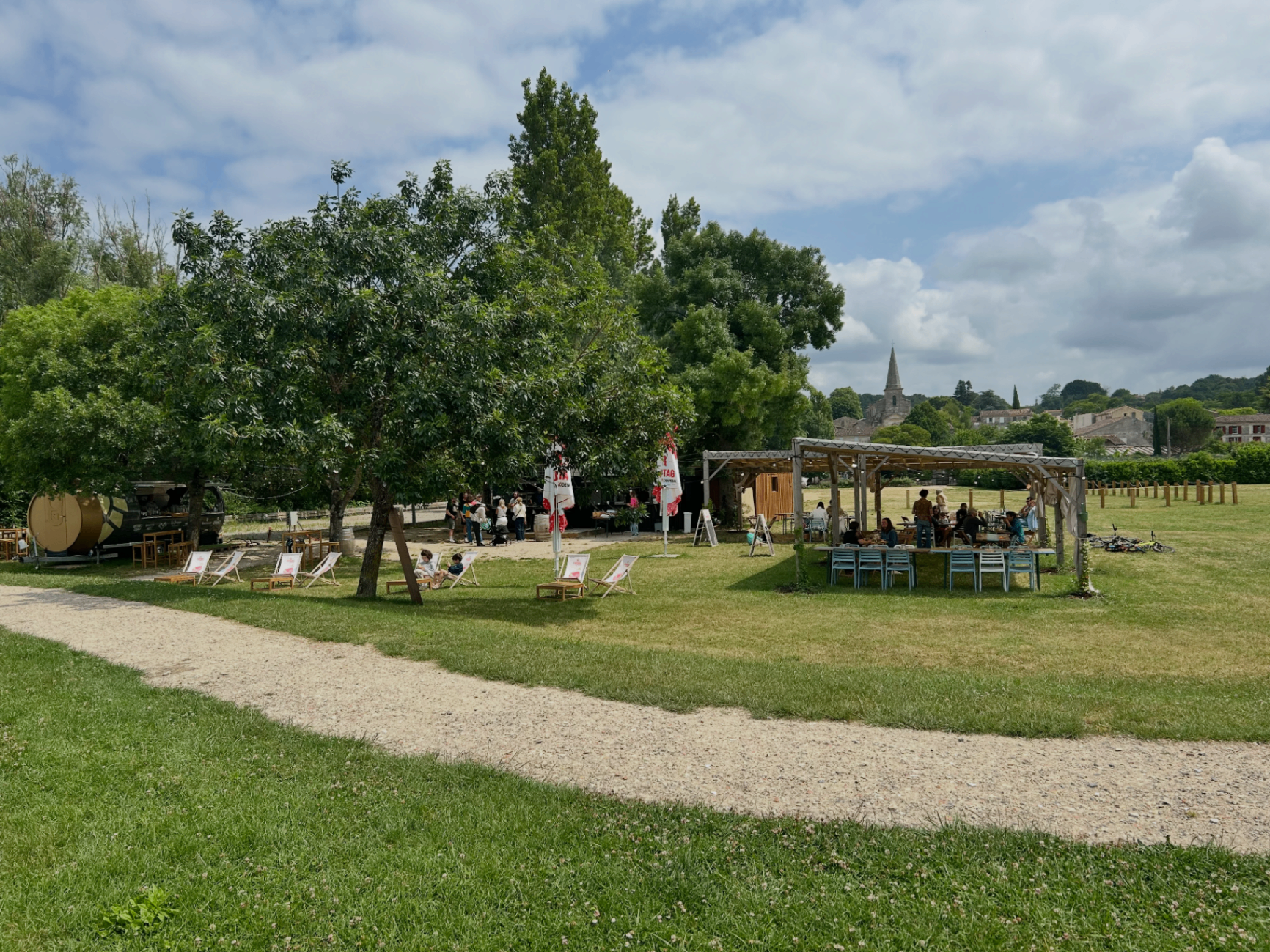 Kulte - Projet GUINGUETTE DU PEYRAT - Identité / Stratégie / Exploitation - Plassac (Gironde) - réalisé par Agence Kulte